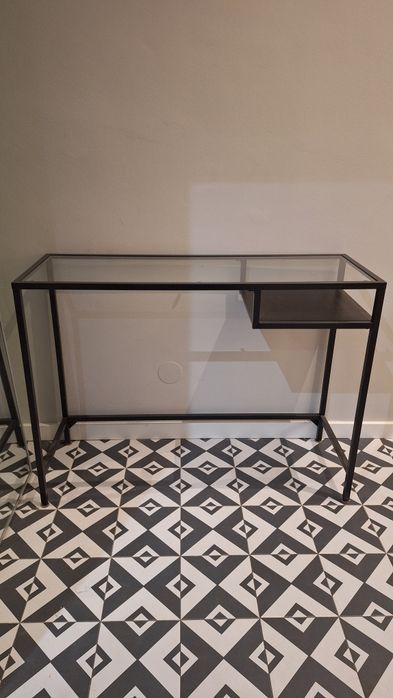 Secretária ikea em otimo estado