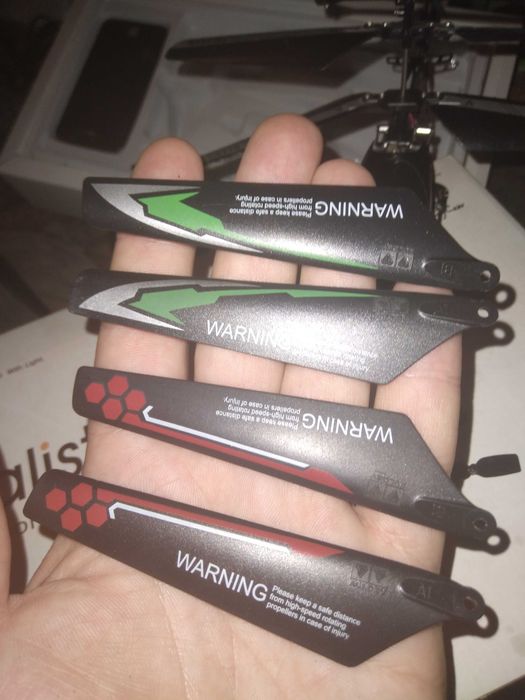 Лопасти для вертолёта на радиоуправлении. Ремонтный комплект.