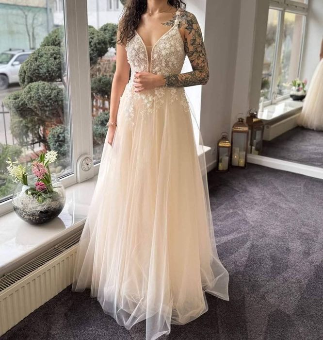 Suknia ślubna - salon sukien Chassmi