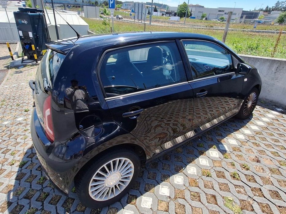 Carro VW Up! Bluemotion
