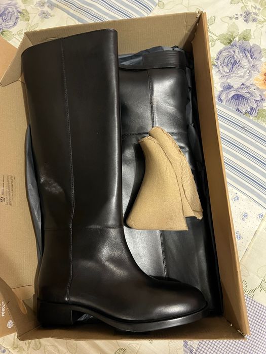 Нові сапожки zara шкіряні