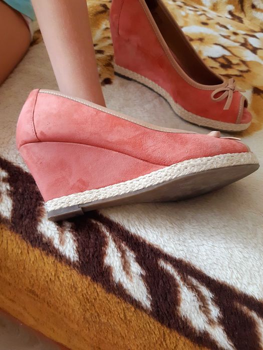 Buty zamszowe, czółenka rozm.36