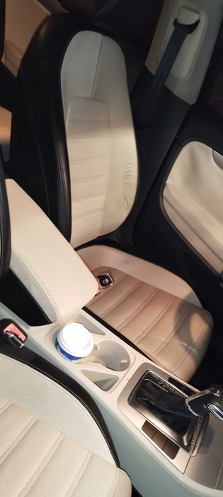 Фольксваген СС 2010 року