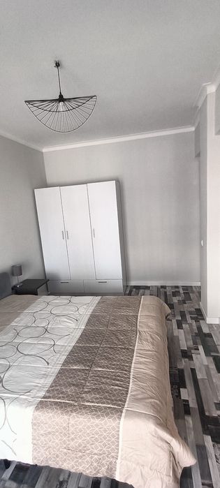 Cama casal nova com cochao usadi