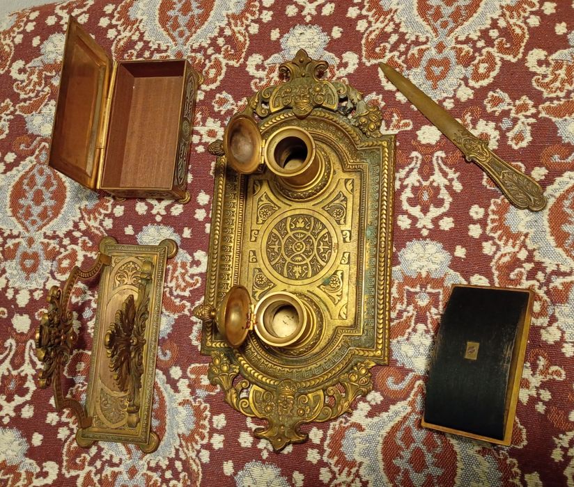 Antigo Conjunto de Escritório Antigo