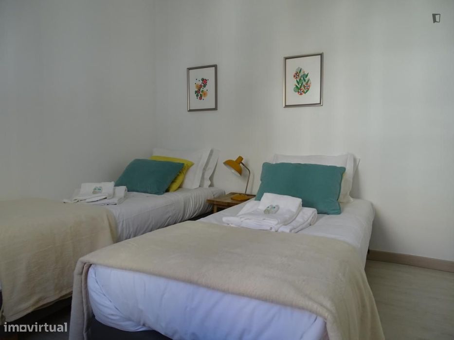Apartamento com 1 quartos - localizado em Sé Lisbon