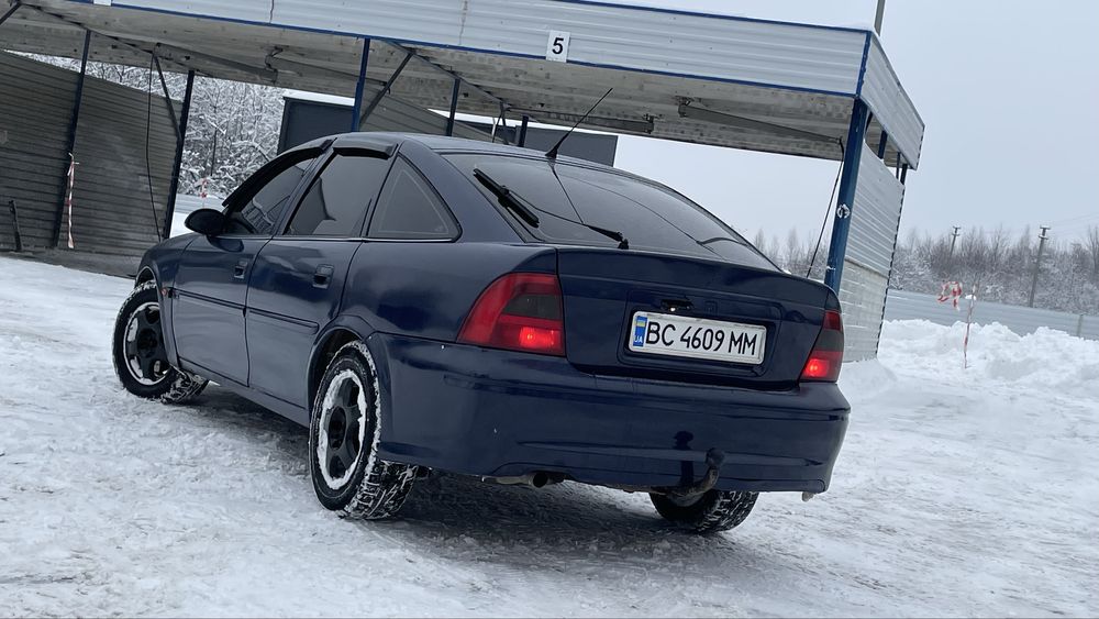 Opel  Vectra B 2001