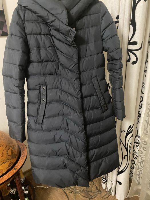 Продам жіночий пуховик