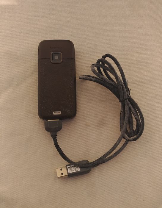 Telemóvel Nokia E65