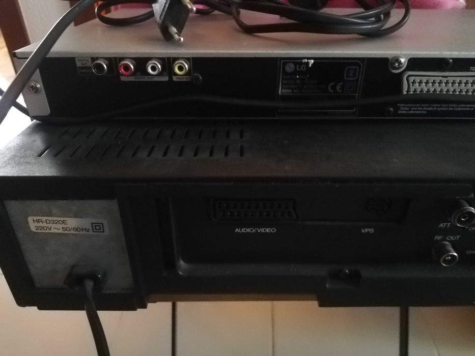 Leitor JVC vhs e LG DVD para peças