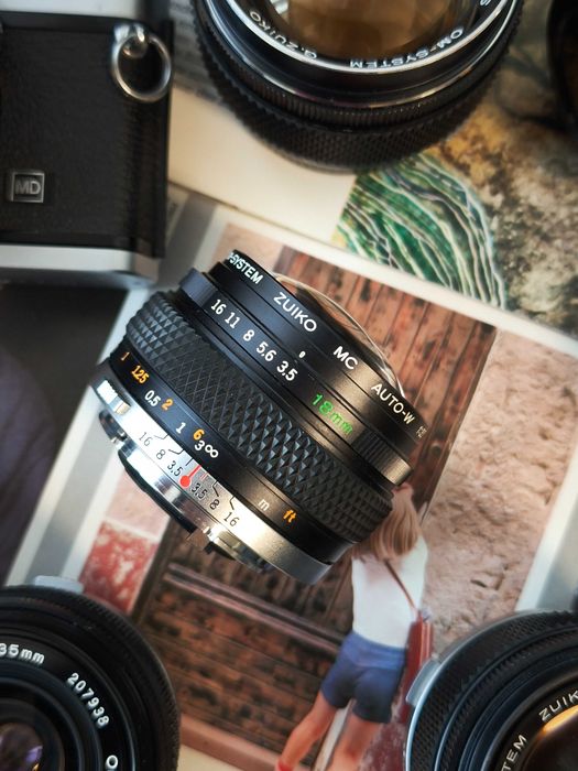 Olympus Zuiko 18mm 24mm 28mm 50mm та інші