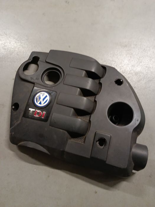 Pokrywa silnika passat b5 fl