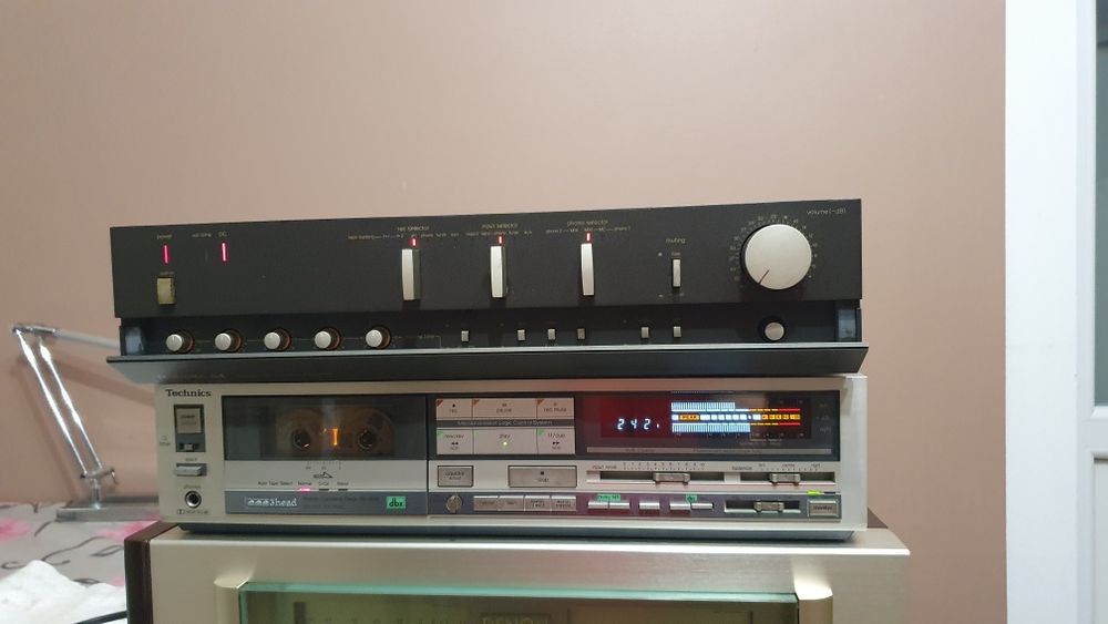 Technics  su a4 preamp