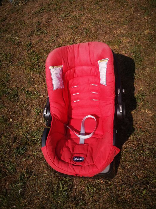 Дитяче крісло " CHICCO".