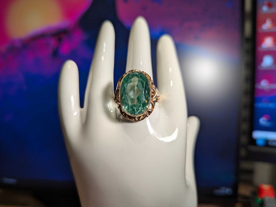 Złoty pierścionek 18K 750 naturalny zielony beryl akwamaryn 7,70 g