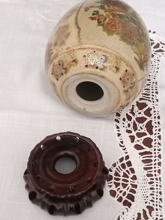 Ovo em porcelana chinesa