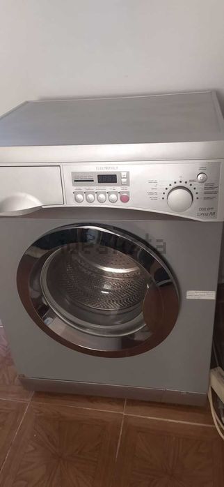 Arrendamento de casa de aldeia na Rua Dom Dinis s/n