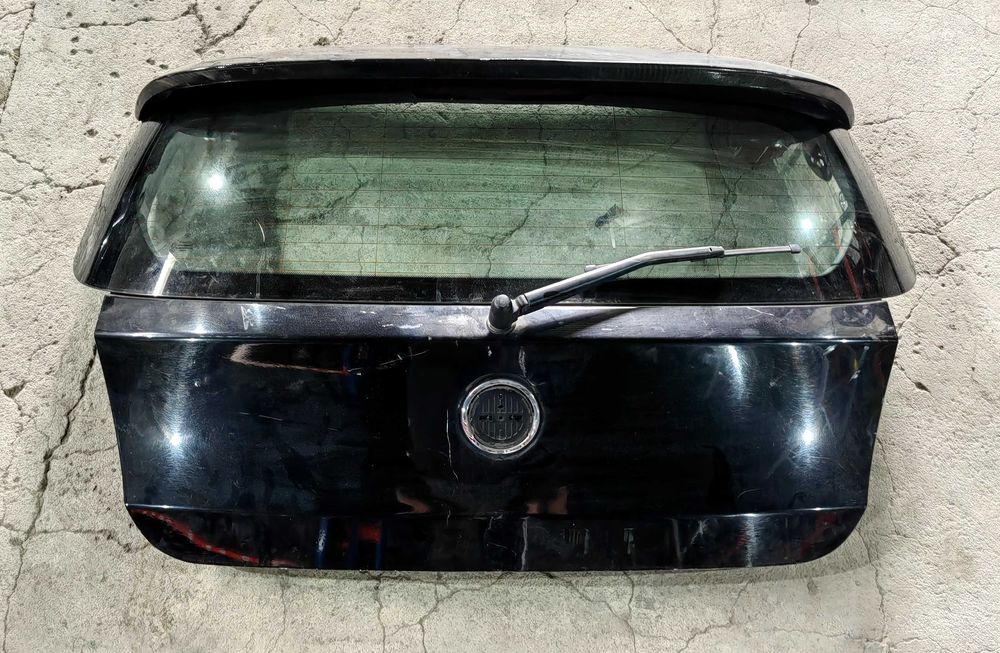 Tampa da mala BMW E87 serie 1