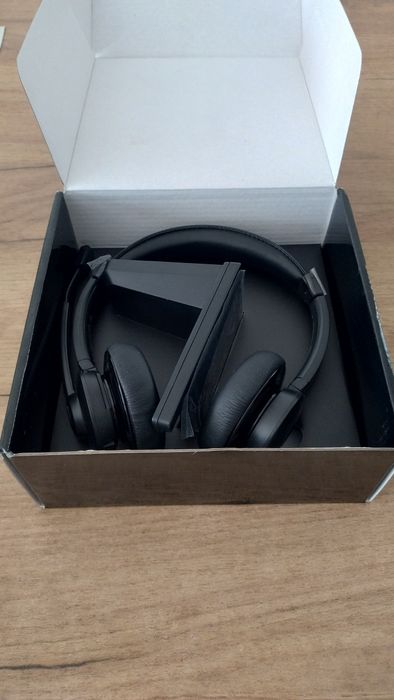 Słuchawki bezprzewodowe z mikrofonem Earbay BT786C-D + stacja + USB – NOWE