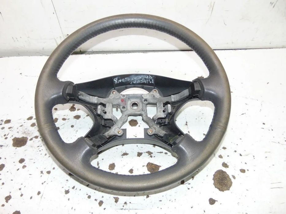 Mitsubishi Pagero longo volante