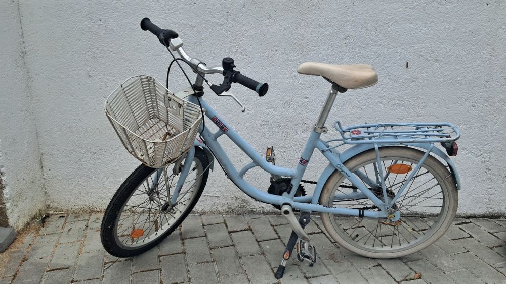 Bicicleta de menina roda 20"