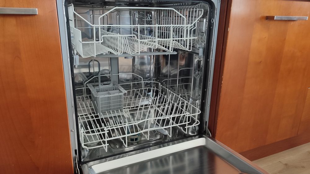 Kosz zmywarki do zabudowy Ariston Hotpoint LFT116A