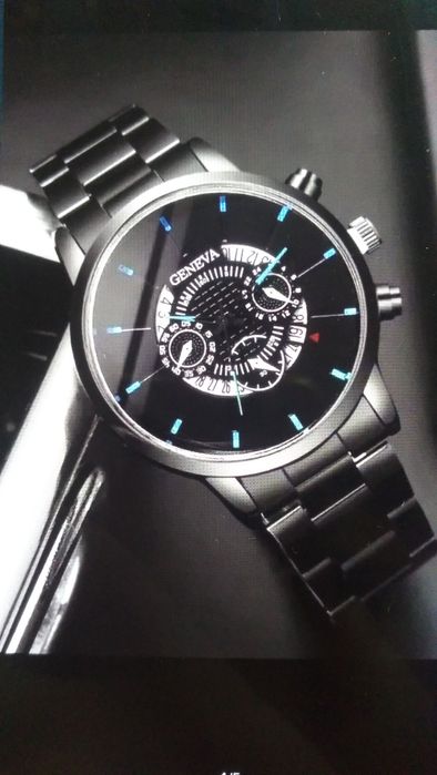 Часы кварцевые новые