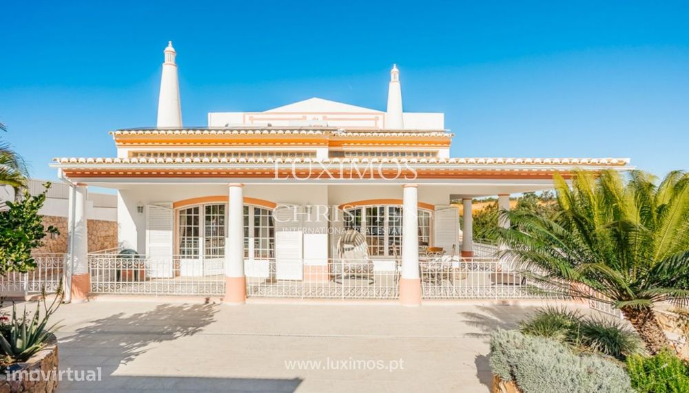 Fantástica Moradia V5 com piscina para venda em Albufeira, Algarve
