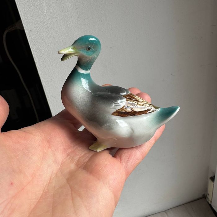Figurka porcelanowa Kaczka Lippelsdorf lata 50 te Niemcy