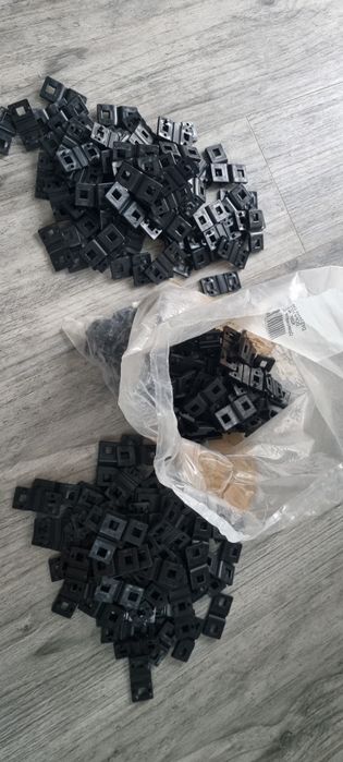 Dystans Obejma ogrodzenia panelowego