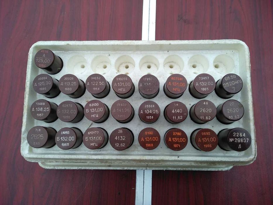 Набір кварцових резонаторів