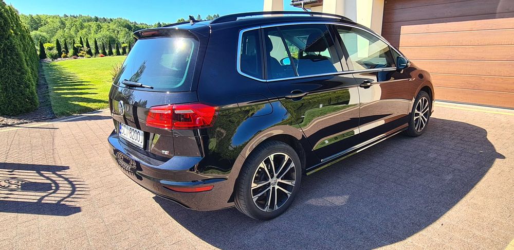 Volkswagen Golf Sportsvan R-line, Highline