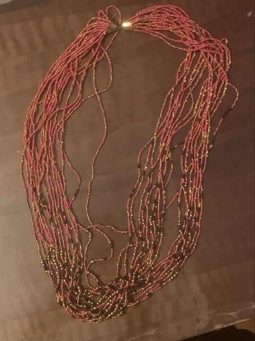 Бижутерия, колье, бусы, броши, кошелечек,-монетница, времен СССР