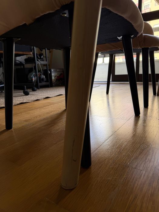 Conjunto de mesa + cadeiras