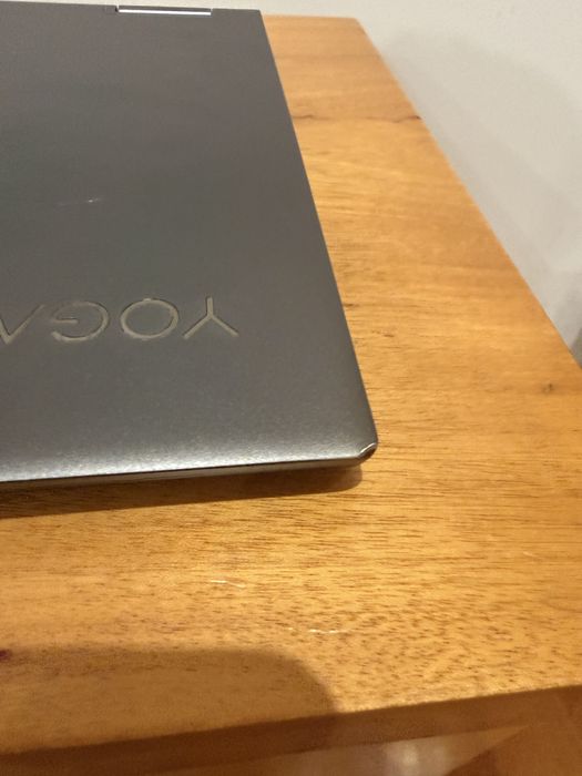 Lenovo Yoga 730-15IKB | i7-8565U | GTX 1050 4GB | 16GB RAM | SSD 512GB