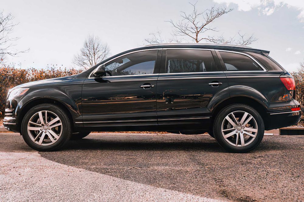 Audi Q7 quattro Prestige      2012