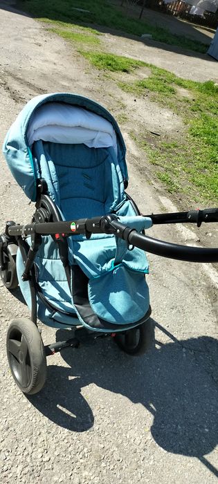 Продам коляску Safari