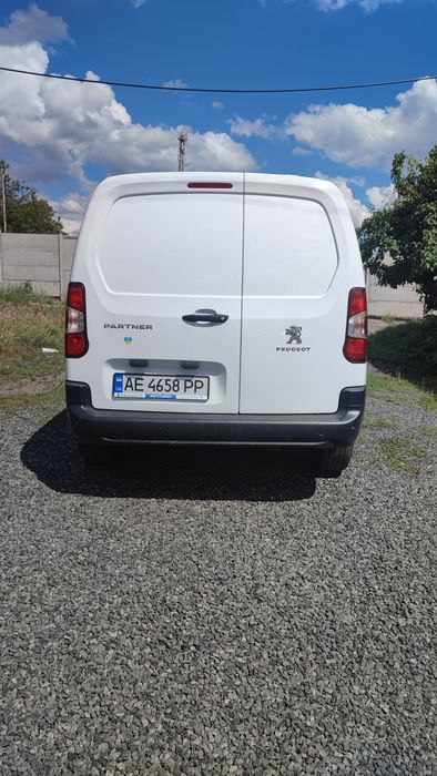 Авто Peugeot Partner 2021, 1.6 дизель