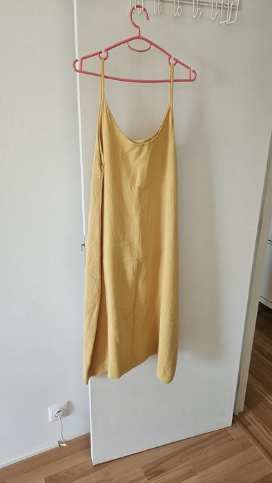 Vários vestidos praticamente novos. Vários Preços