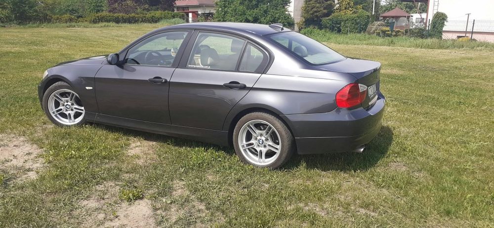 Bmw e90 1.8d uszanowane...