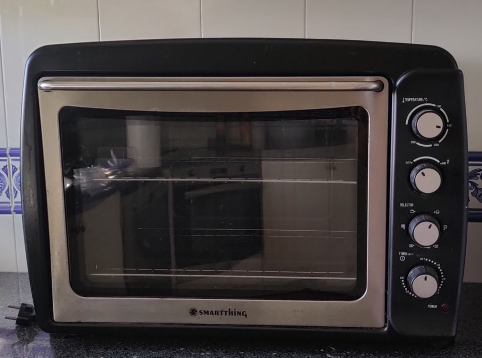 Forno de bancada elétrico da marca Smartthing