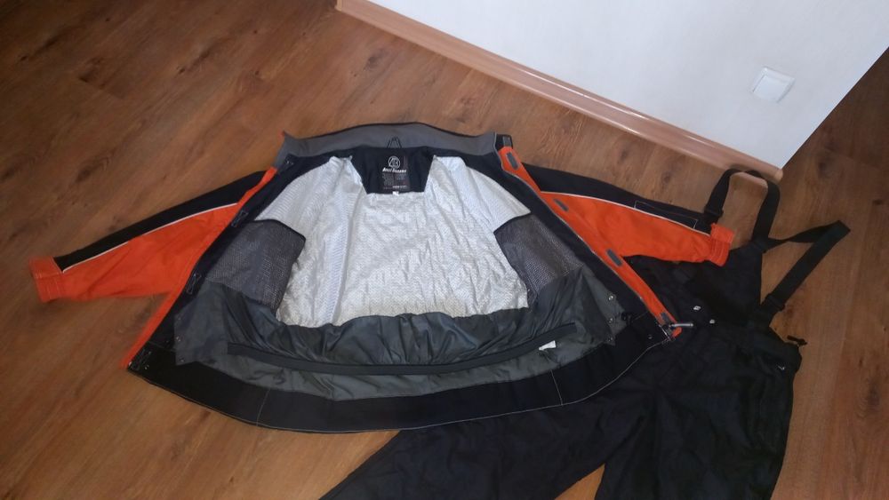Сноуборд ,лыжный костюм Xl,на 175см