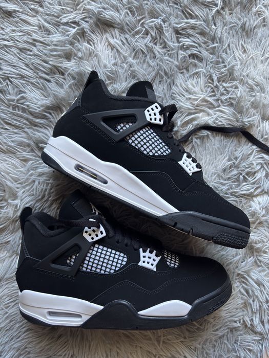 Air jordan 4 thunder