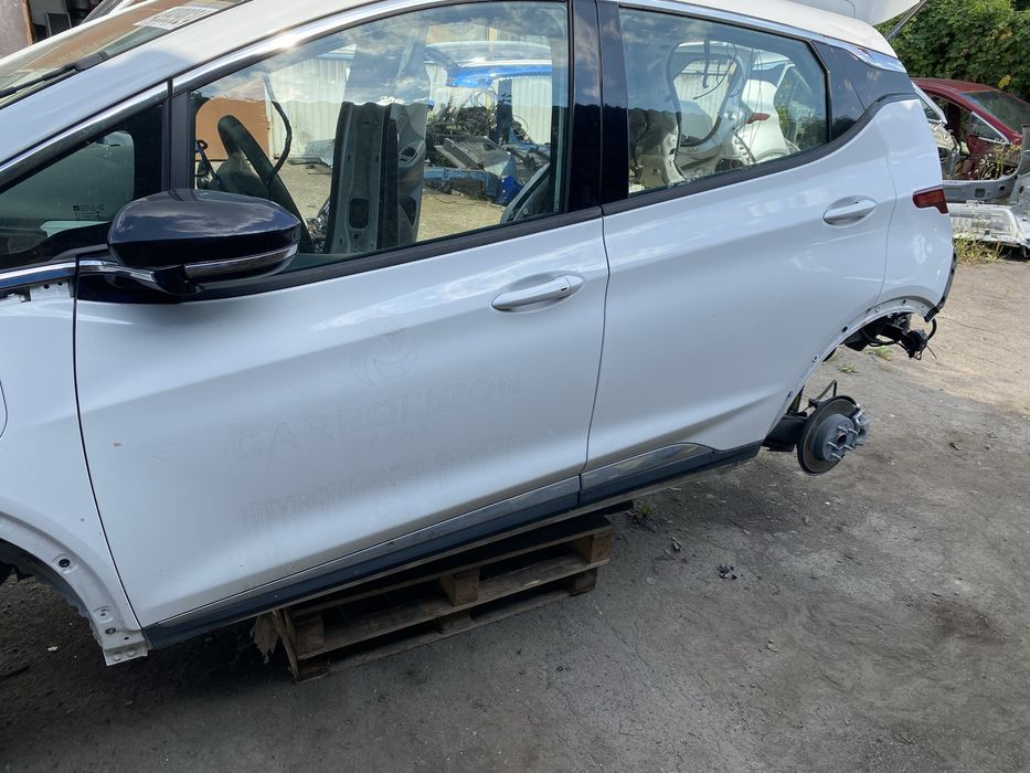 Двері Chevrolet bolt EV 17-23 двери дверь дверка Розборка Разборка