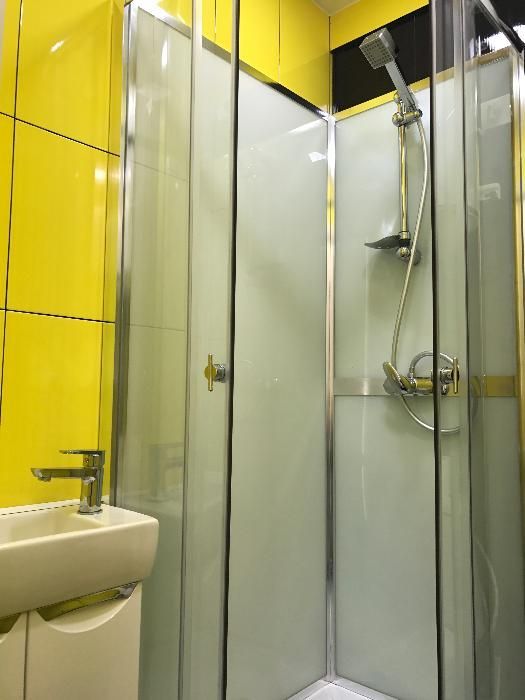 Квартира посуточно, 1к студия, м.Голосеевск.,ул.Ломоносова5 корп2