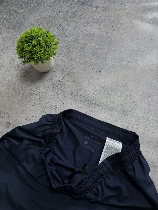 Чоловічі шорти Nike Run CHLG Shorts