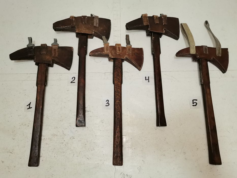 Топор пожарного из Германии поясной с хранения 1970-е гг.