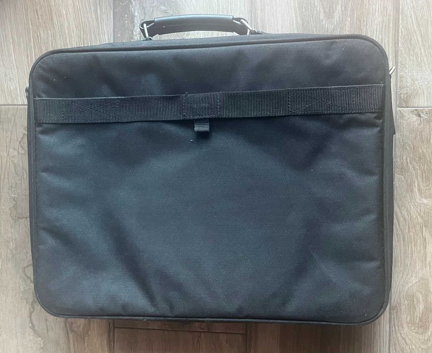 Mala PC Marca Targus - 45x35cm - 17’’