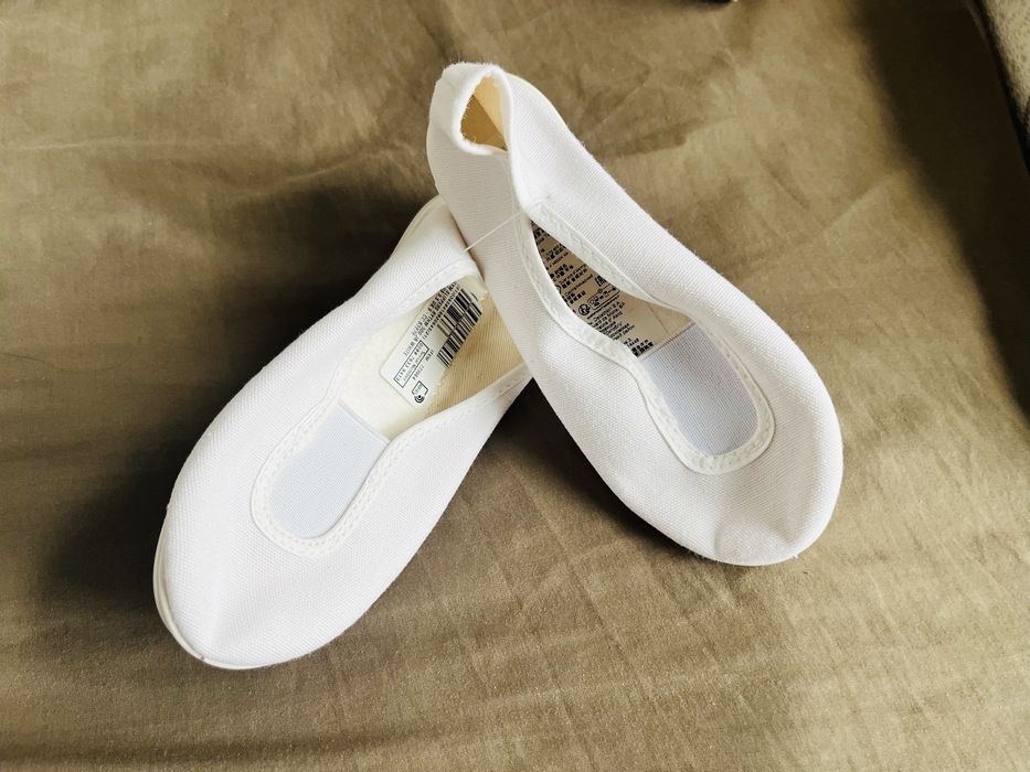 Nowe! Buty do gimnastyki taniec Domyos baletki białe przedszkole