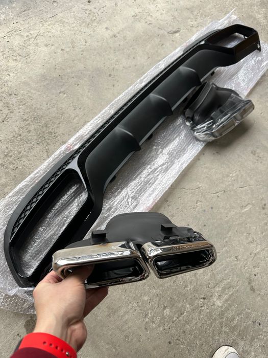 Диффузор на задний бампер Mercedes W212 AMG накладка на бампер